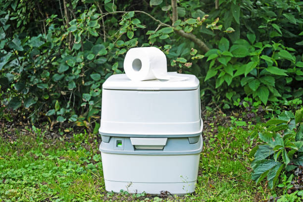 Best Portable toilet rental cost  in Ojai, CA