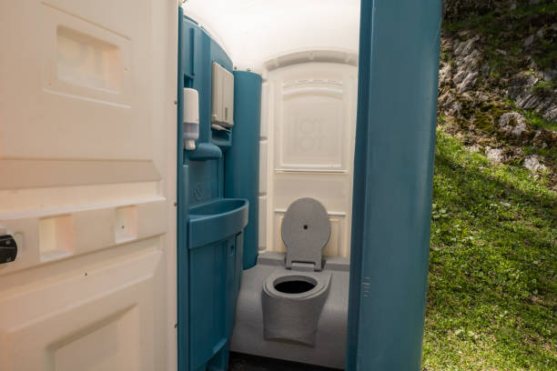 Portable Toilet Options We Offer in Ojai, CA